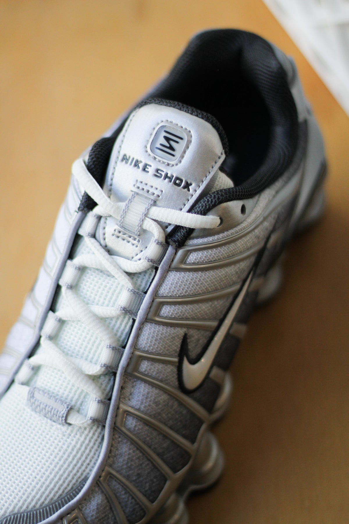 新品未使用 Nike shox TL 27cm Nike Shox TL Men's Shoes. Nike.com