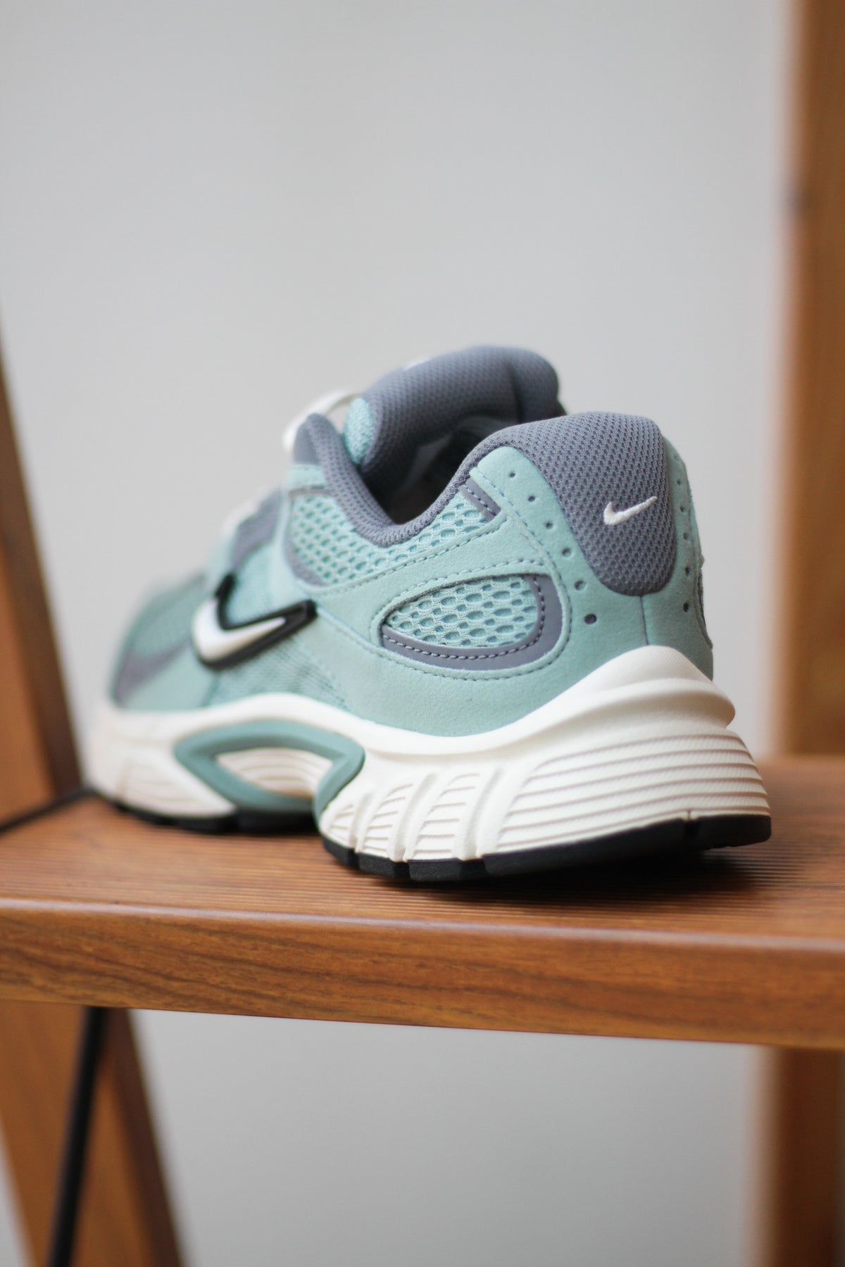 (取寄) ナイキ レディース v5 ランナー Nike women V5 Runner Cannon/Pale Ivory/Cool Grey/Black/Black W NIKE V5 RNR 