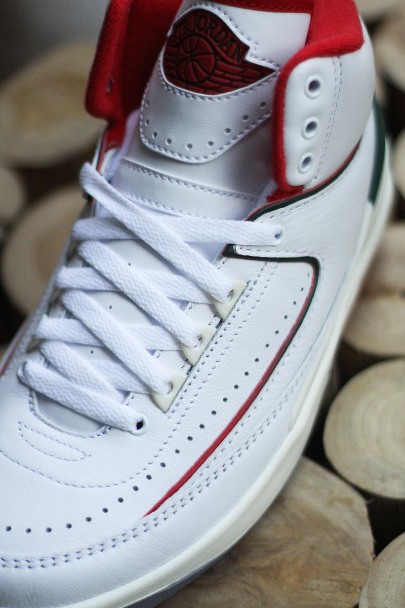 AIR JORDAN 2 RETRO (GS) "FIRE RED"