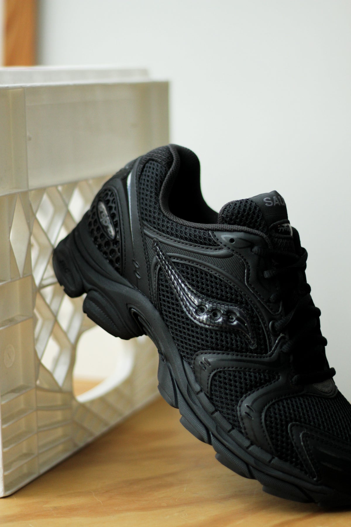 ウォーキング・ランニングウェア 27.5 Saucony PROGRID TRIUMPH 4 Saucony Men's ProGrid Triumph 4 Grey/Silver – West NYC