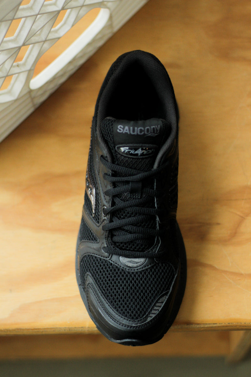 SAUCONY PROGRID TRIUMPH 4 