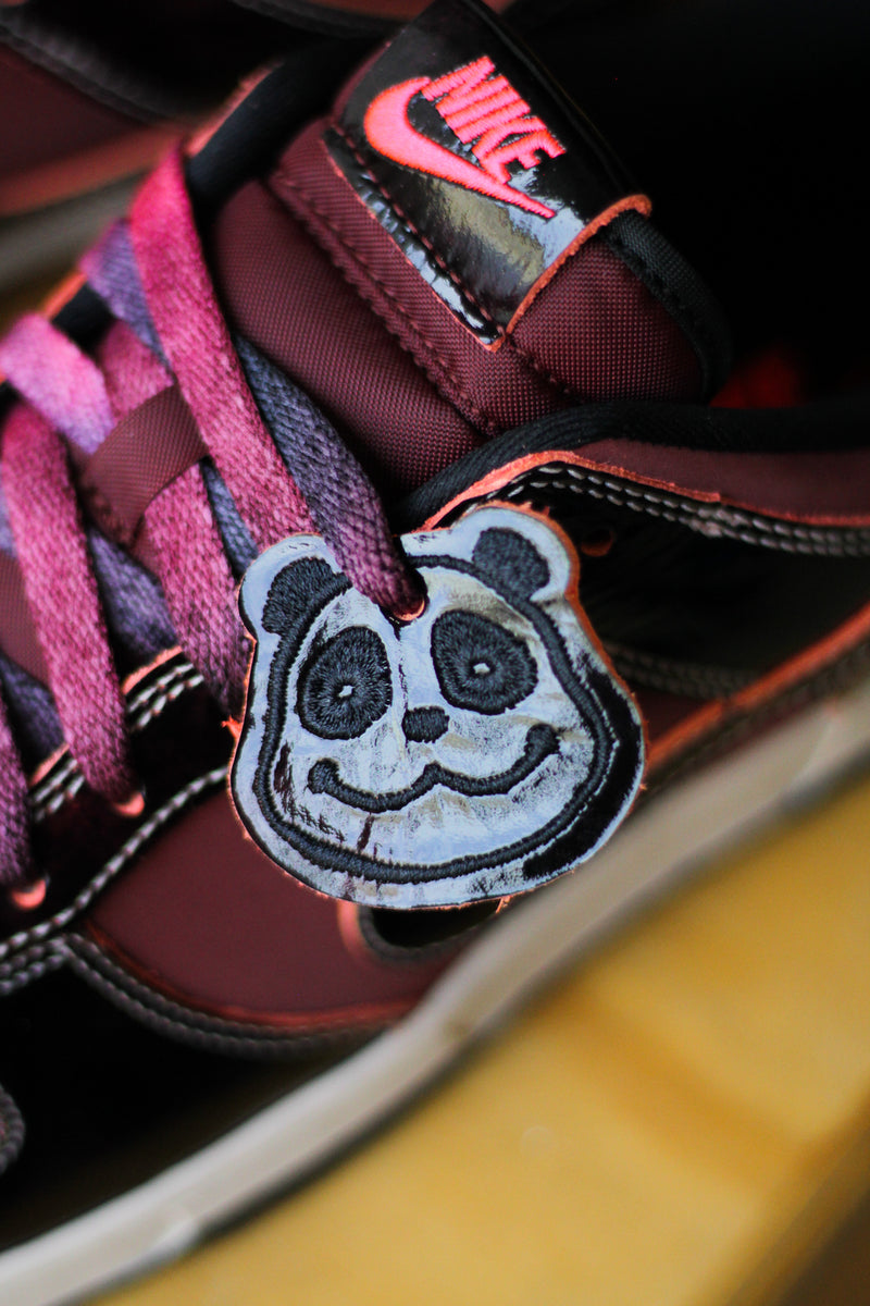 NIKE DUNK LOW RETRO SE "DARK TEAM RED/SOLAR RED-BLACK-SILT RED"