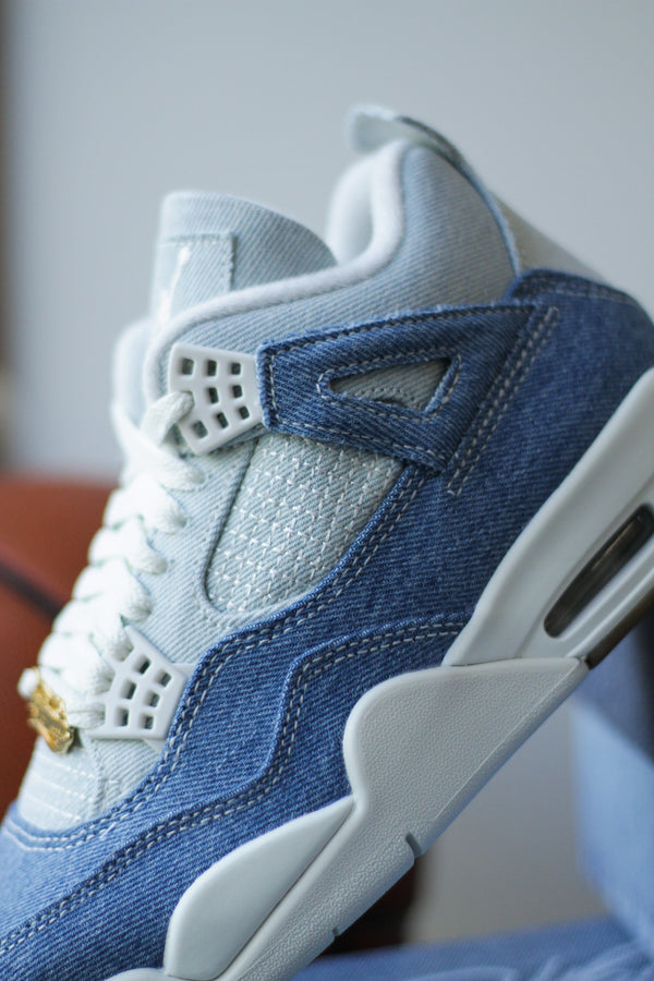 W AIR JORDAN 4 RETRO "SAIL/SAIL-GUM LIGHT BROWN-WORN BLUE"1