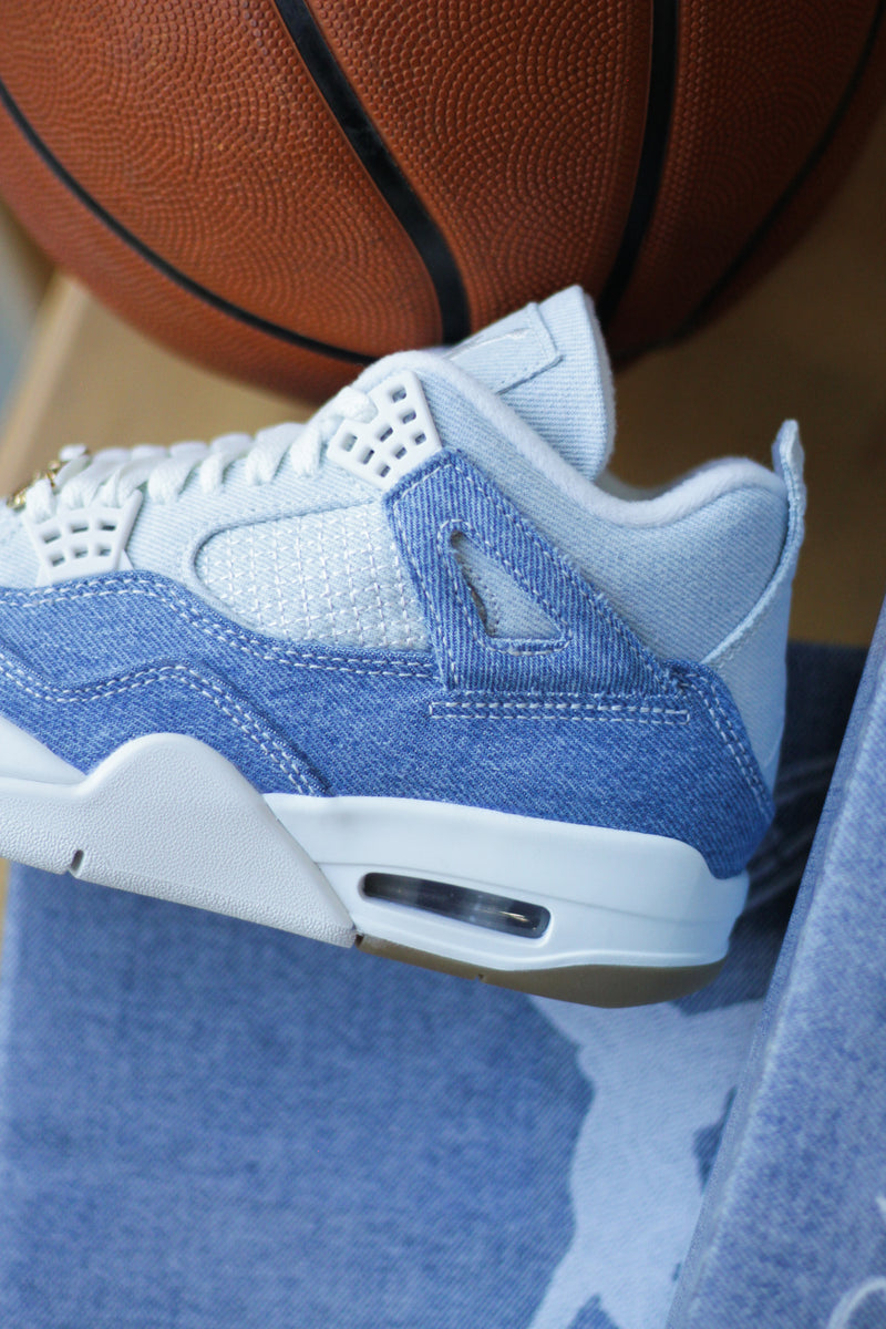 W AIR JORDAN 4 RETRO "SAIL/SAIL-GUM LIGHT BROWN-WORN BLUE"1