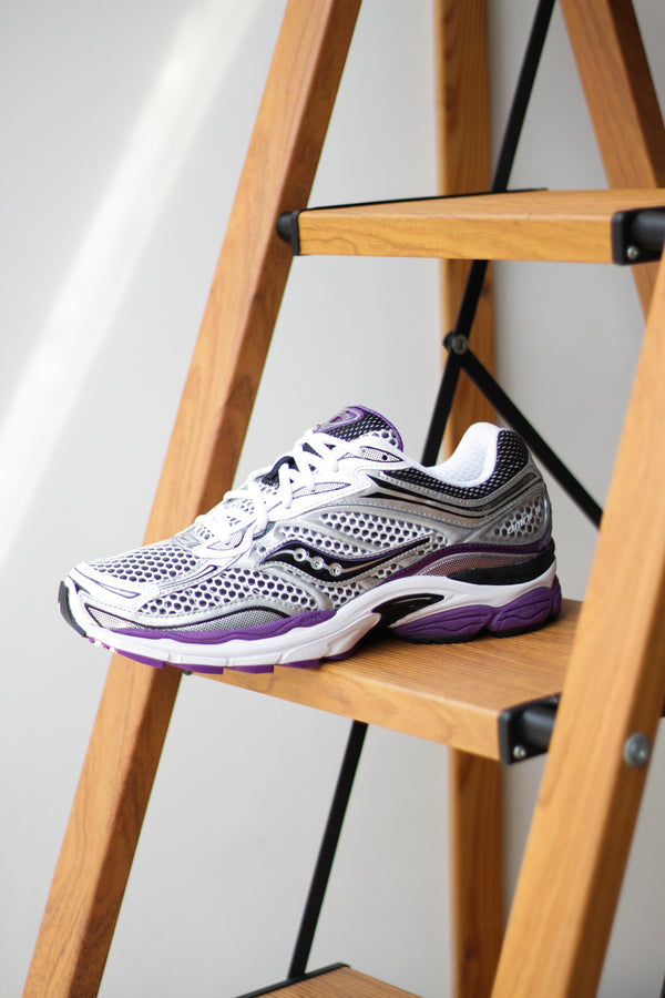 SAUCONY PROGRID OMNI 9 "SILVER/PURPLE"