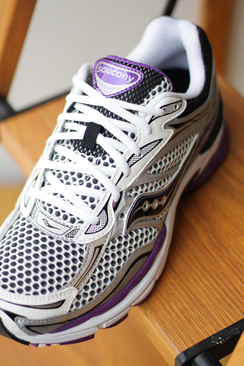 SAUCONY PROGRID OMNI 9 "SILVER/PURPLE"