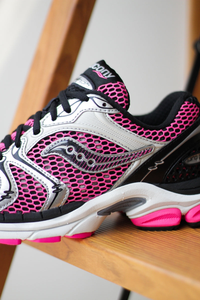 SAUCONY PROGRID TRIUMPH 4 "PINK/SILVER"