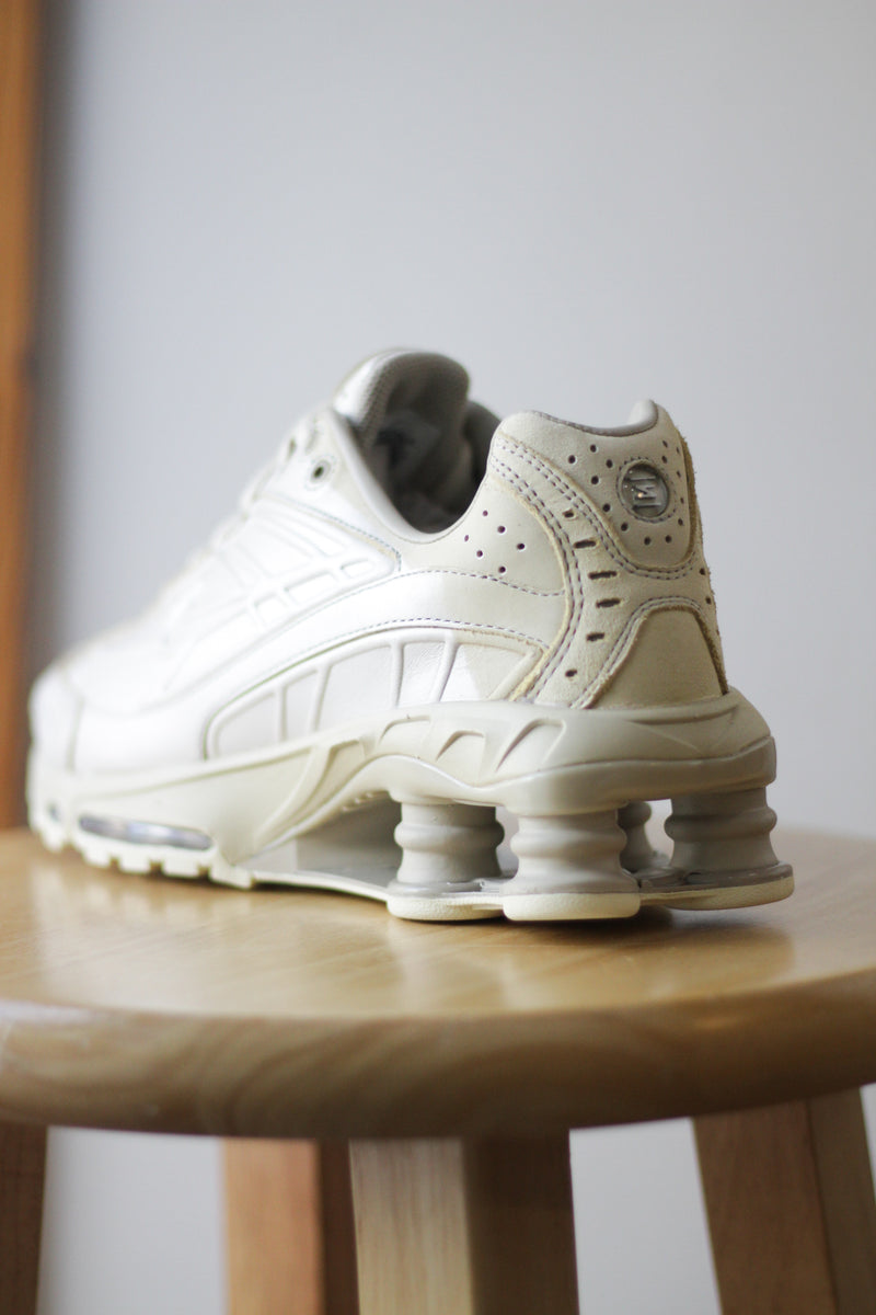 NIKE SHOX RIDE 2 PRM "METALLIC SILVER/LT KHAKI-DESERT KHAKI"