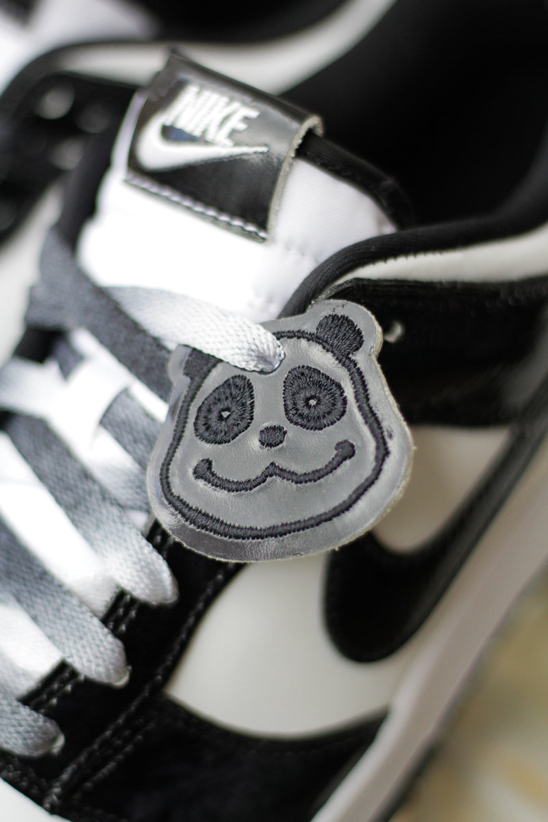 NIKE DUNK LOW RETRO SE "WHITE/BLACK-BLACK"
