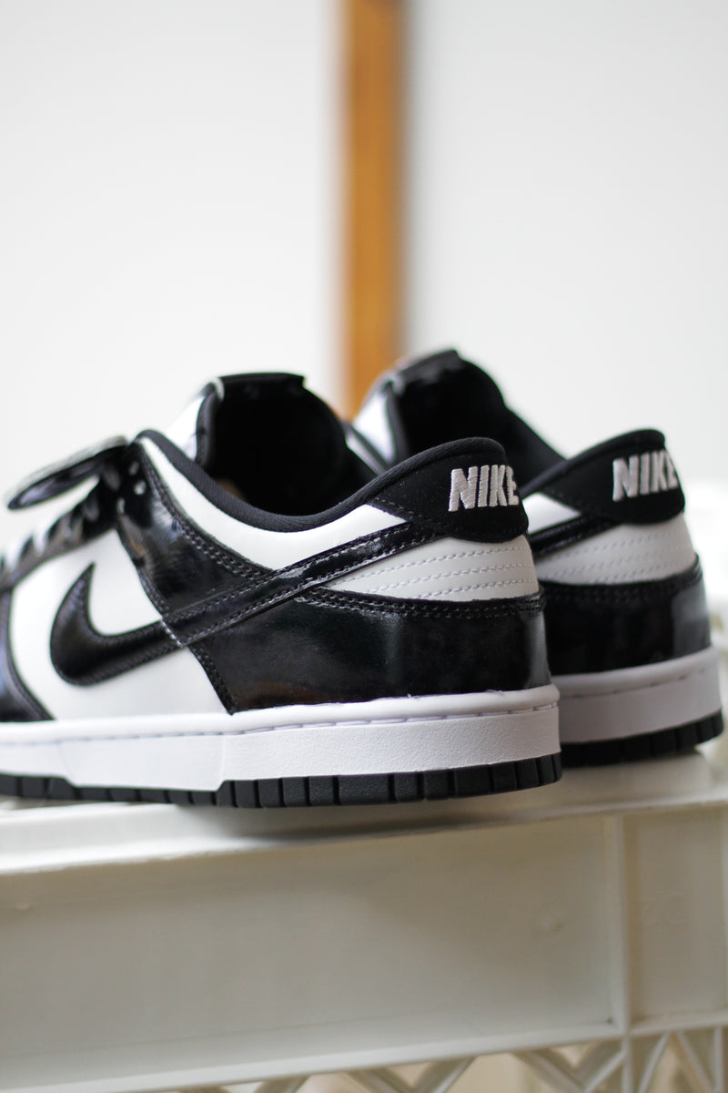 NIKE DUNK LOW RETRO SE "WHITE/BLACK-BLACK"