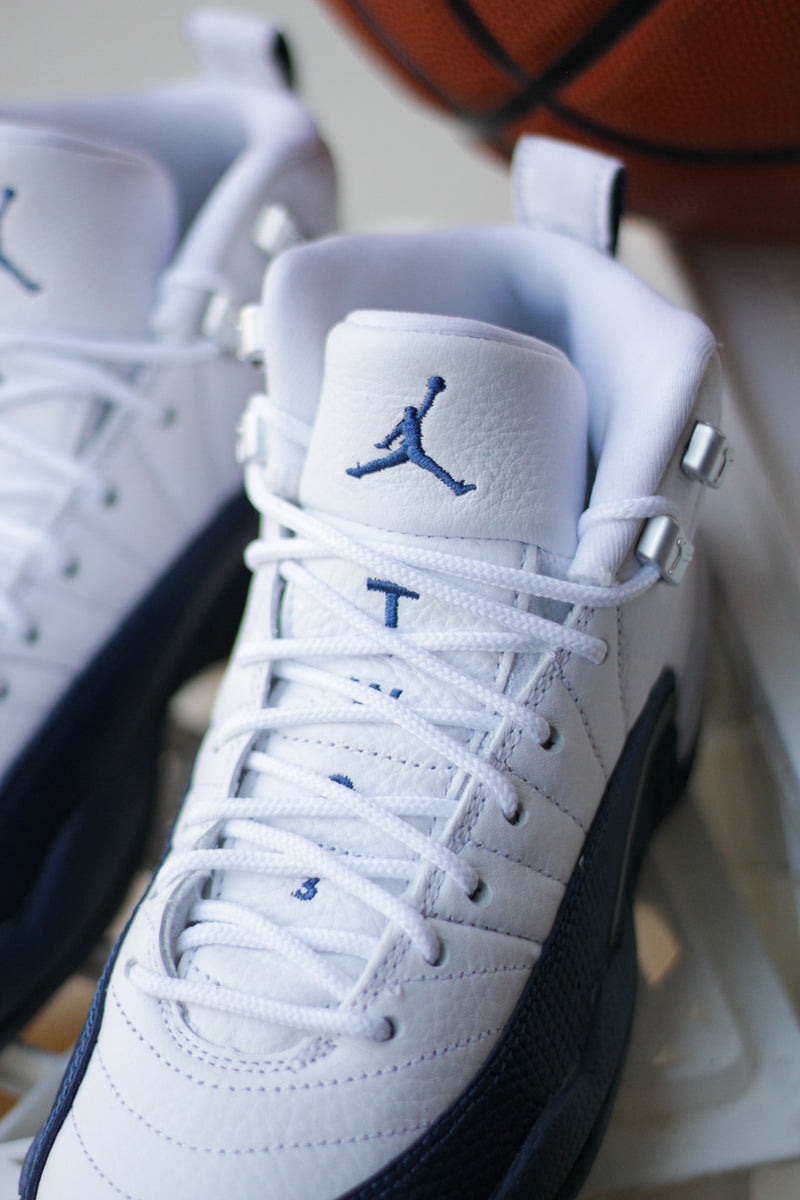 AIR JORDAN 12 RETRO (GS) "WHITE/FRENCH BLUE-METALLIC SILVER"