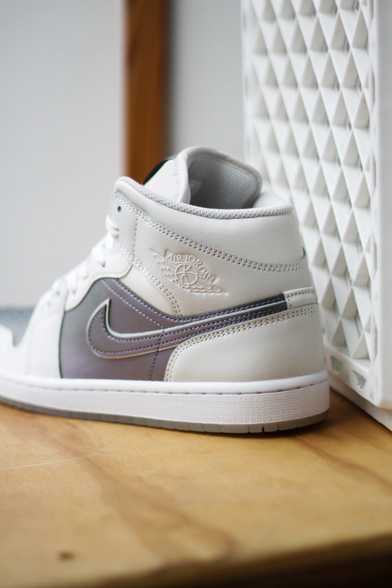 AIR JORDAN 1 MID SE "PHANTOM/PHANTOM-WHITE"