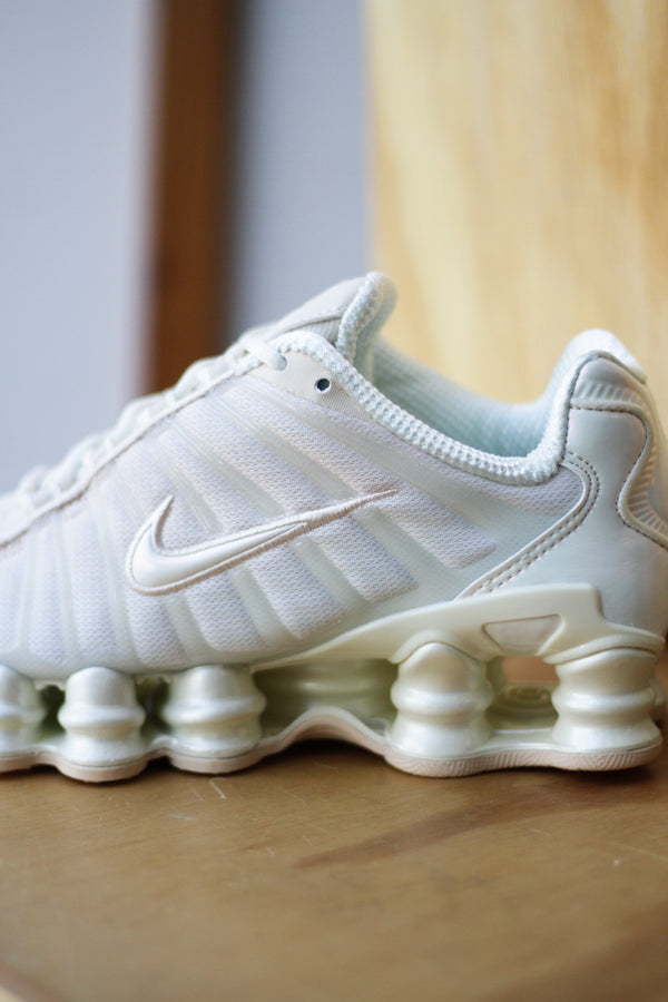W SHOX TL "PEARL WHITE/SOFT PEARL-PARTICLE PINK"