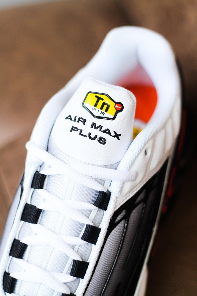 AIR MAX PLUS III "GUNSMOKE"