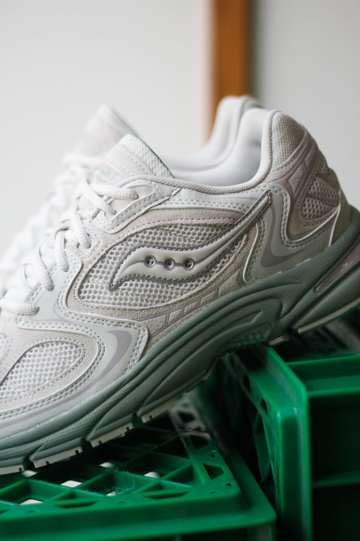 シュノイヤー「セレブレーション」シルクスクリーン Amazon.com | Saucony Unisex Grid Jazz 9 Sneaker, Arctic/Aqua, 13