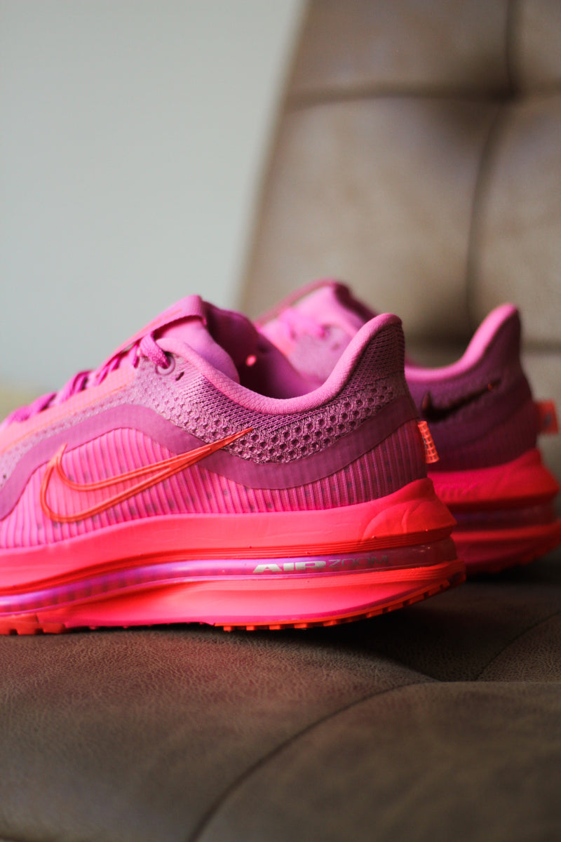 W NIKE PEGASUS PREMIUM "PLAYFUL PINK/BRIGHT CRIMSON-HYPER PINK"