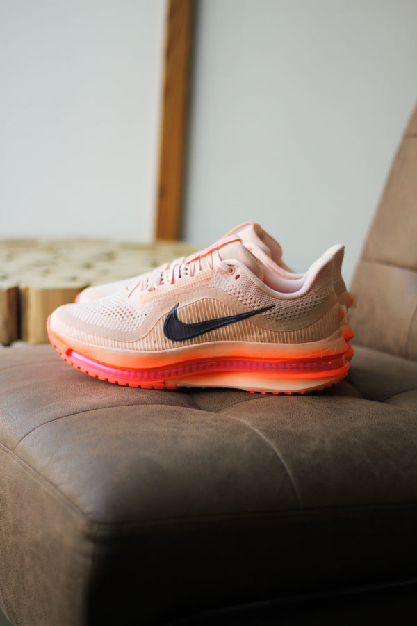 NIKE PEGASUS PREMIUM "WASHED CORAL/GRIDIRON-HYPER ORANGE"