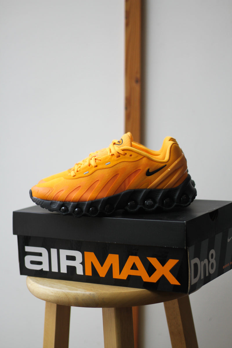 NIKE AIR MAX DN8 "SUNDIAL/DK SMOKE GREY"