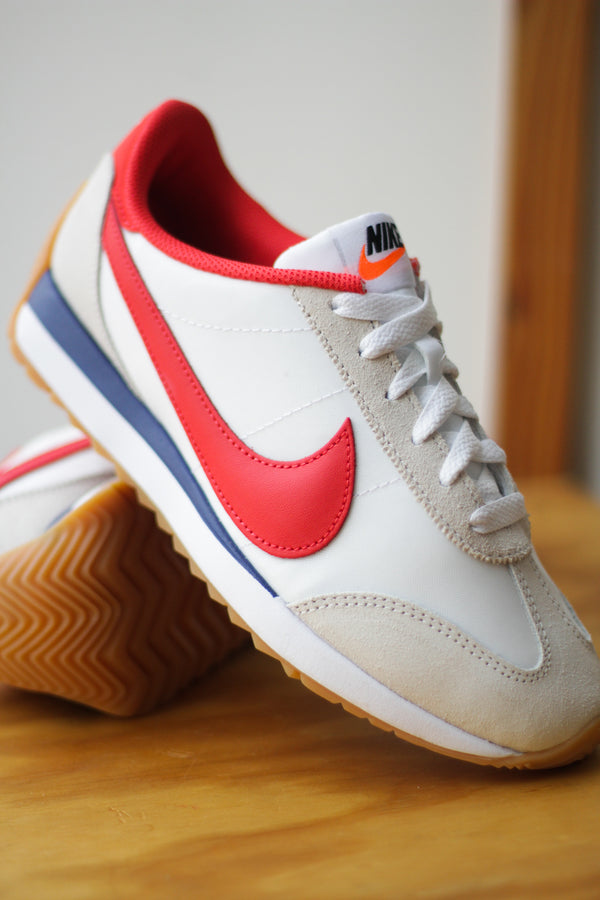 W NIKE PACIFIC "WHITE/LT CRIMSON-DEEP ROYAL BLUE"