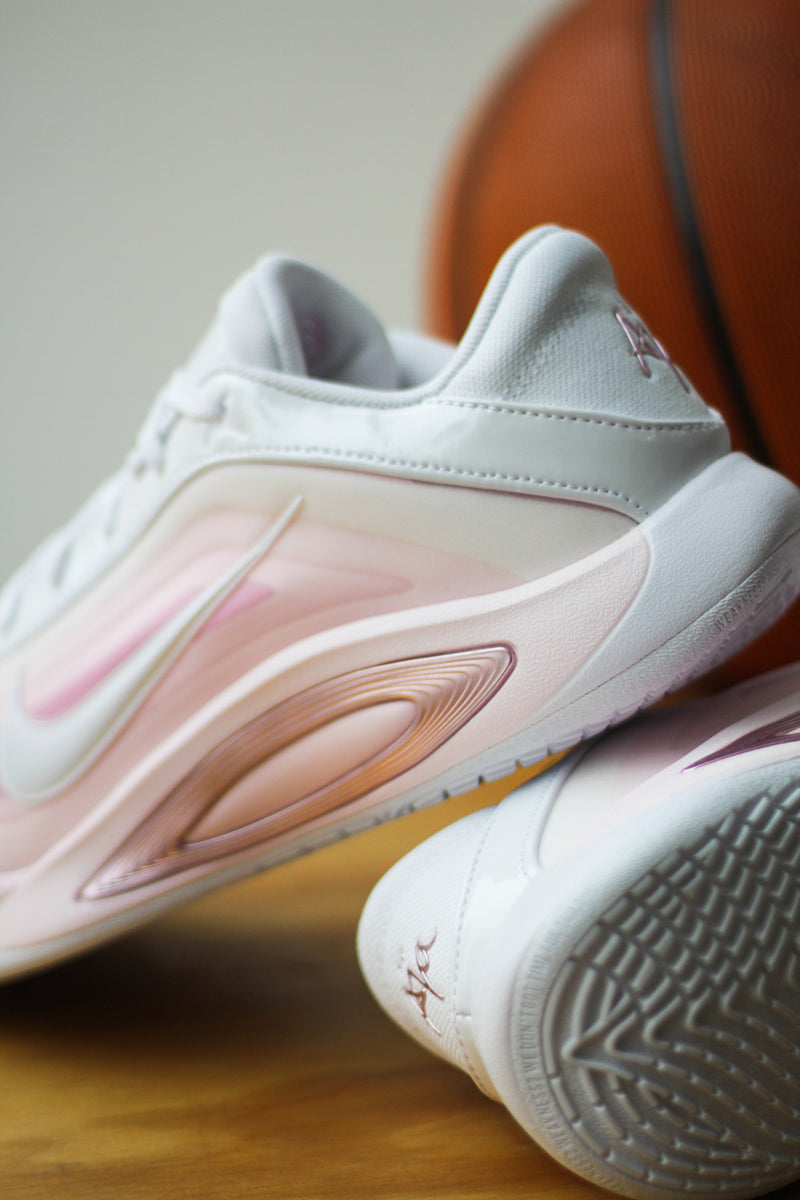 NIKE A'ONE "WHITE/PERFECT PINK-PRISM PINK-PINK ICE"