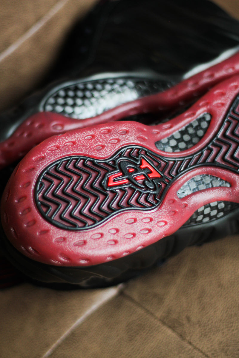 シューズ(男性用) Nike Foamposite one varsity red Nike Air Foamposite One Men's Shoes. Nike JP