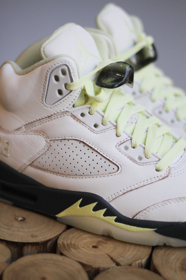 W AIR JORDAN 5 RETRO "SAIL/LUMINOUS GREEN-ANTHRACITE"