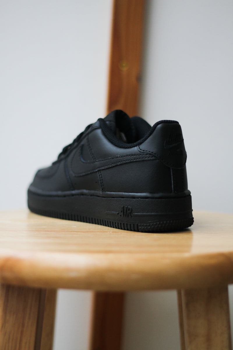 AIR FORCE 1 LE (GS) "BLACK"