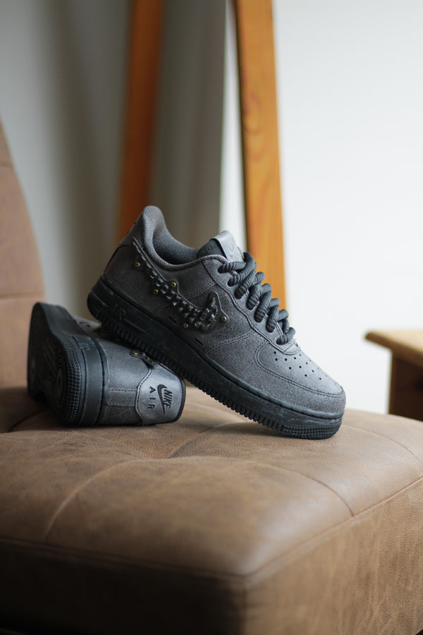 AIR FORCE 1 '07 LV8 "MEDIUM ASH/ANTHRACITE-BLACK"