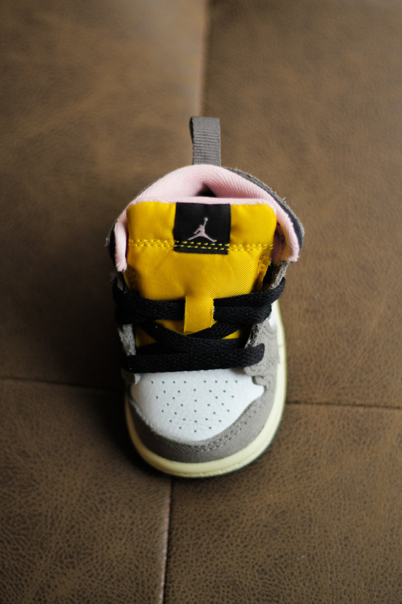 JORDAN 1 MID SE (TD) "WHITE/OIL GREY-CAVE STONE-DARK SULFUR"