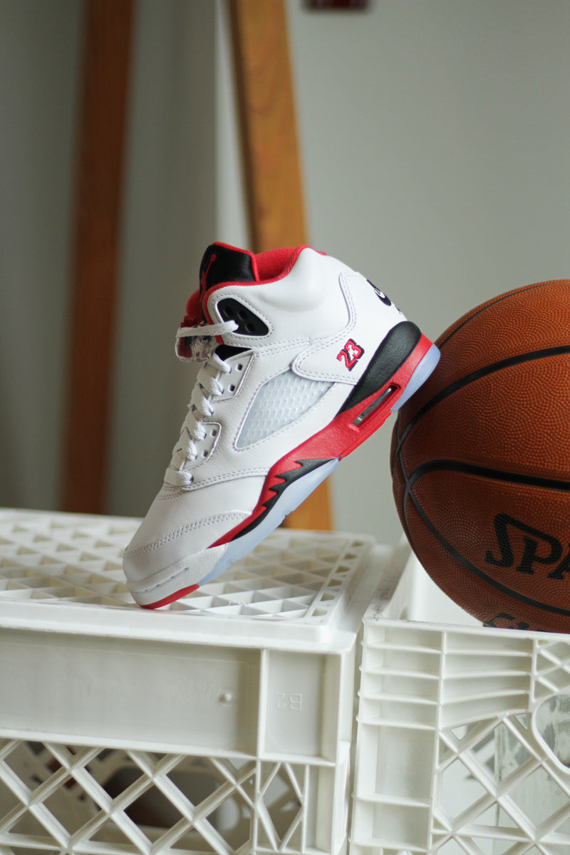 AIR JORDAN 5 RETRO (GS) "WHITE/FIRE RED-BLACK"