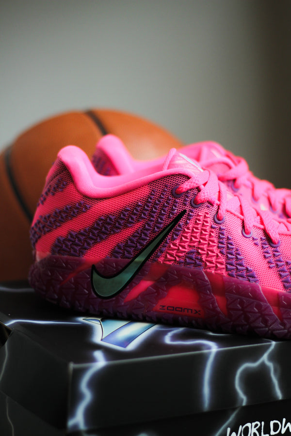 NIKE JA 3 "HYPER PINK/MINT FOAM-BLACK-VIOTECH"