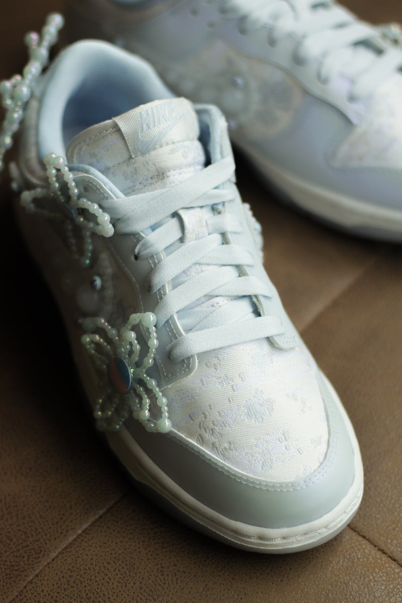 W NIKE DUNK LOW "SUMMIT WHITE/BLUE TINT-WOLF GREY"