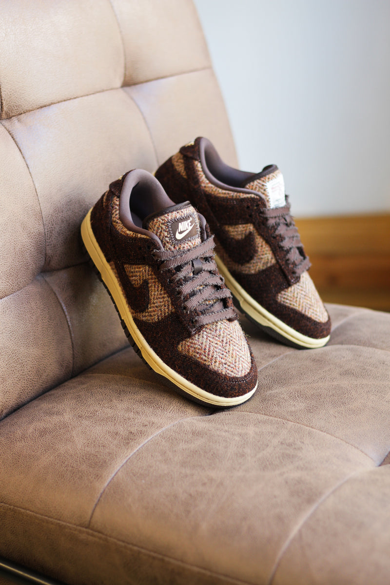 W NIKE DUNK LOW "SESAME/BAROQUE BROWN-VIOLET MIST"