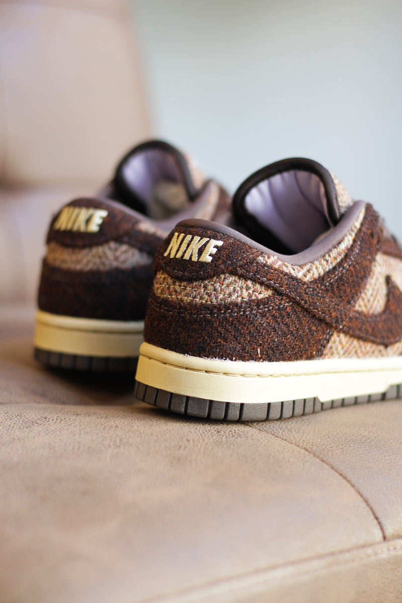 W NIKE DUNK LOW "SESAME/BAROQUE BROWN-VIOLET MIST"