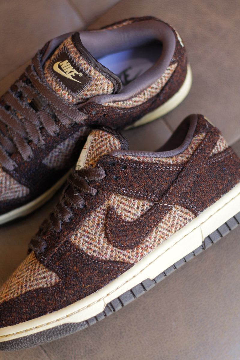 W NIKE DUNK LOW "SESAME/BAROQUE BROWN-VIOLET MIST"