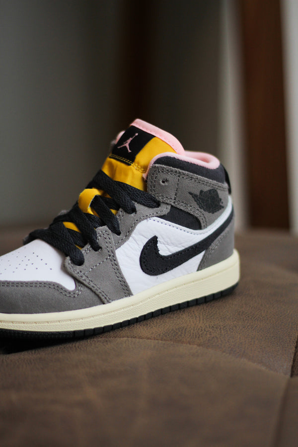 JORDAN 1 MID SE (PS) "WHITE/OIL GREY-CAVE STONE-DARK SULFUR"