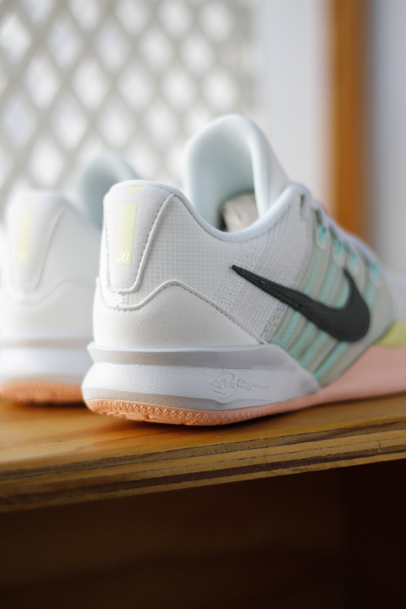 NIKE SABRINA 3 "SUMMIT WHITE/IRON GREY-PHOTON DUST"
