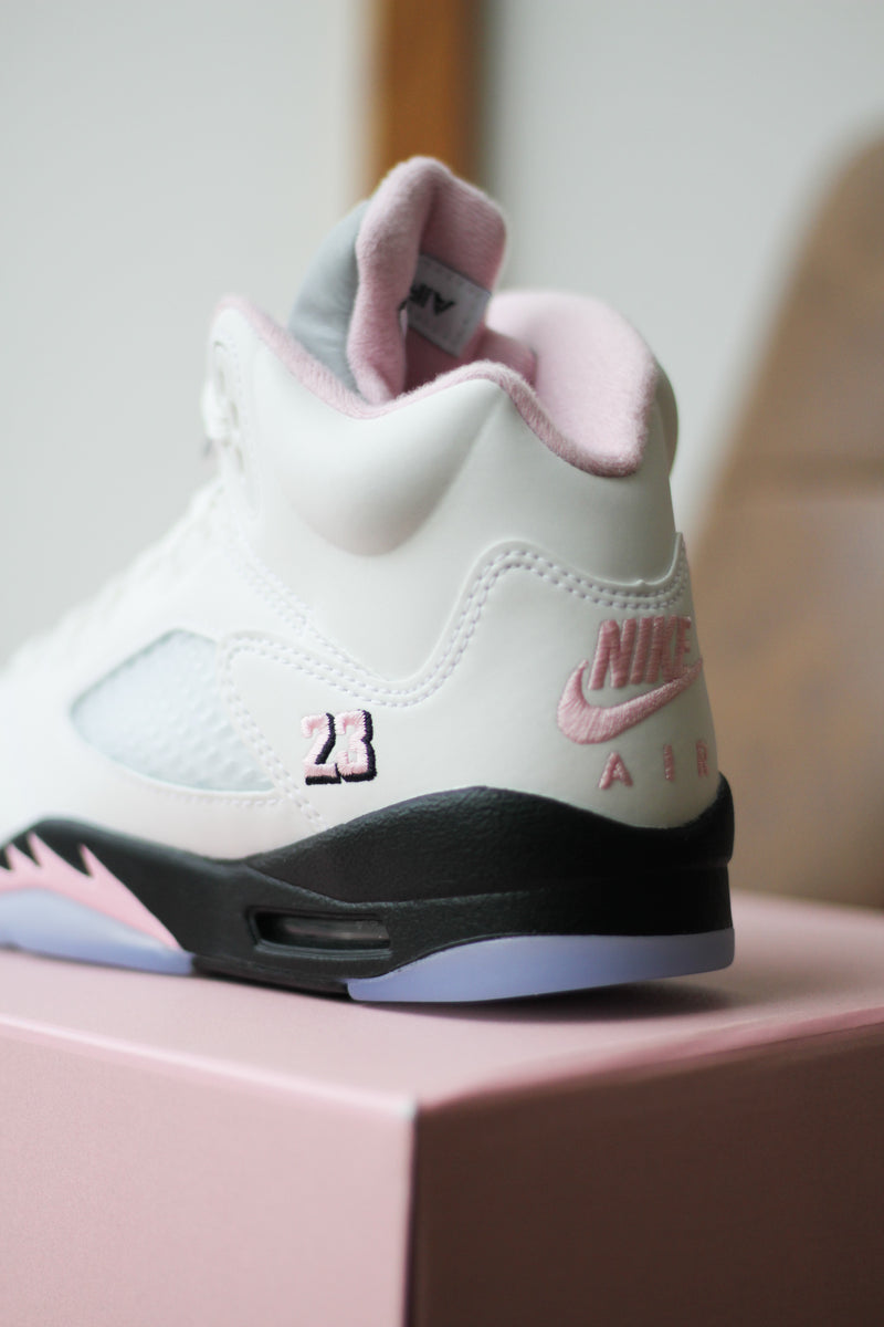 AIR JORDAN 5 RETRO (GS) "WHITE/MED SOFT PINK-BLACK"