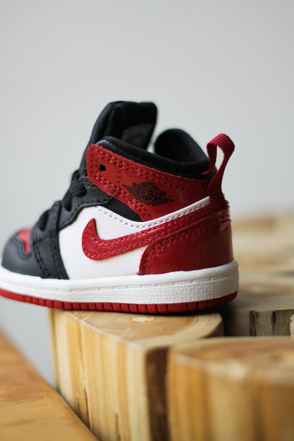 JORDAN 1 MID SE (TD) "BLACK/VARSITY RED-WHITE"