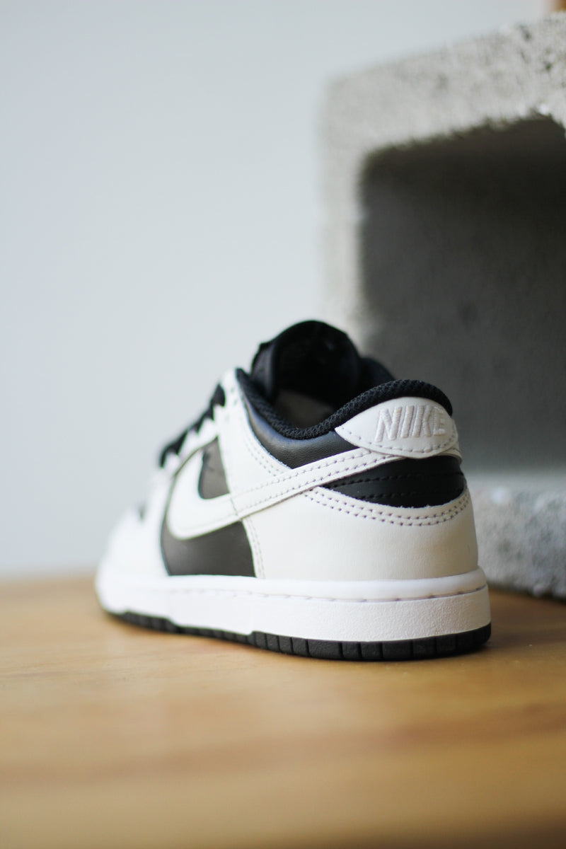 NIKE DUNK LOW (PS) "BLACK/PLATINUM TINT-PLATINUM TINT-WHITE"