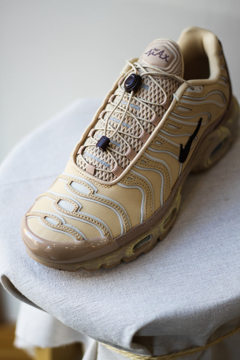 AIR MAX PLUS "SESAME"