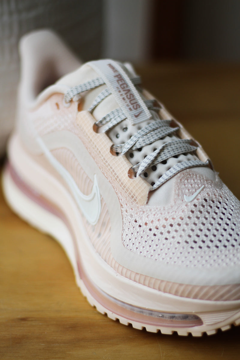 W NIKE PEGASUS PREMIUM "GUAVA ICE/SAIL-PARTICLE PINK"