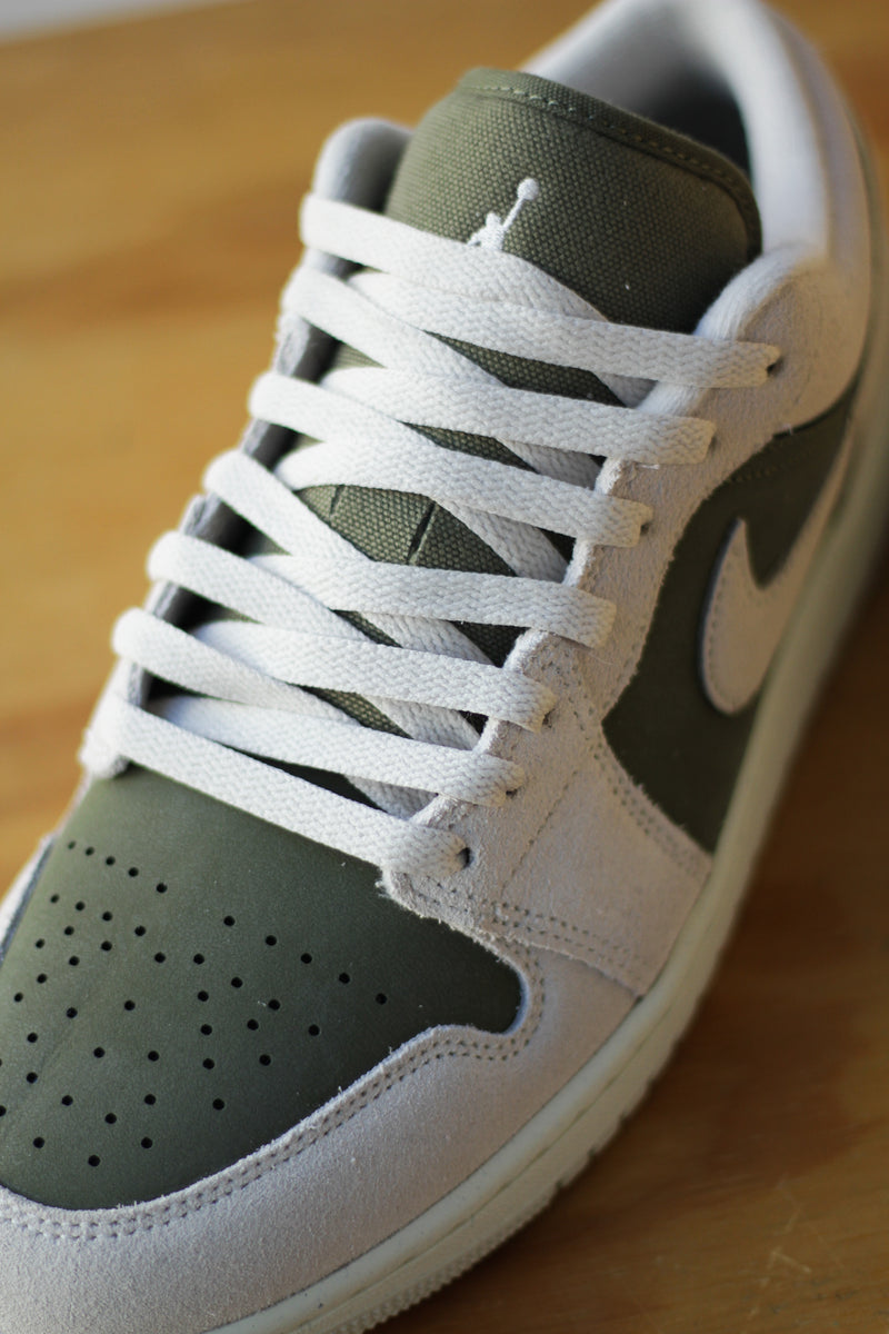 AIR JORDAN 1 LOW SE "MEDIUM OLIVE/LT OREWOOD BRN-SAIL"