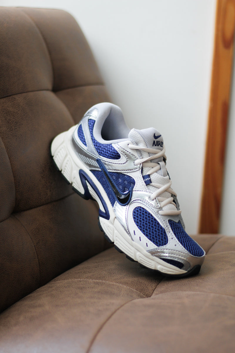 NIKE V5 RNR "BLUE VOID/BLACK-WOLF GREY-PLATINUM TINT"