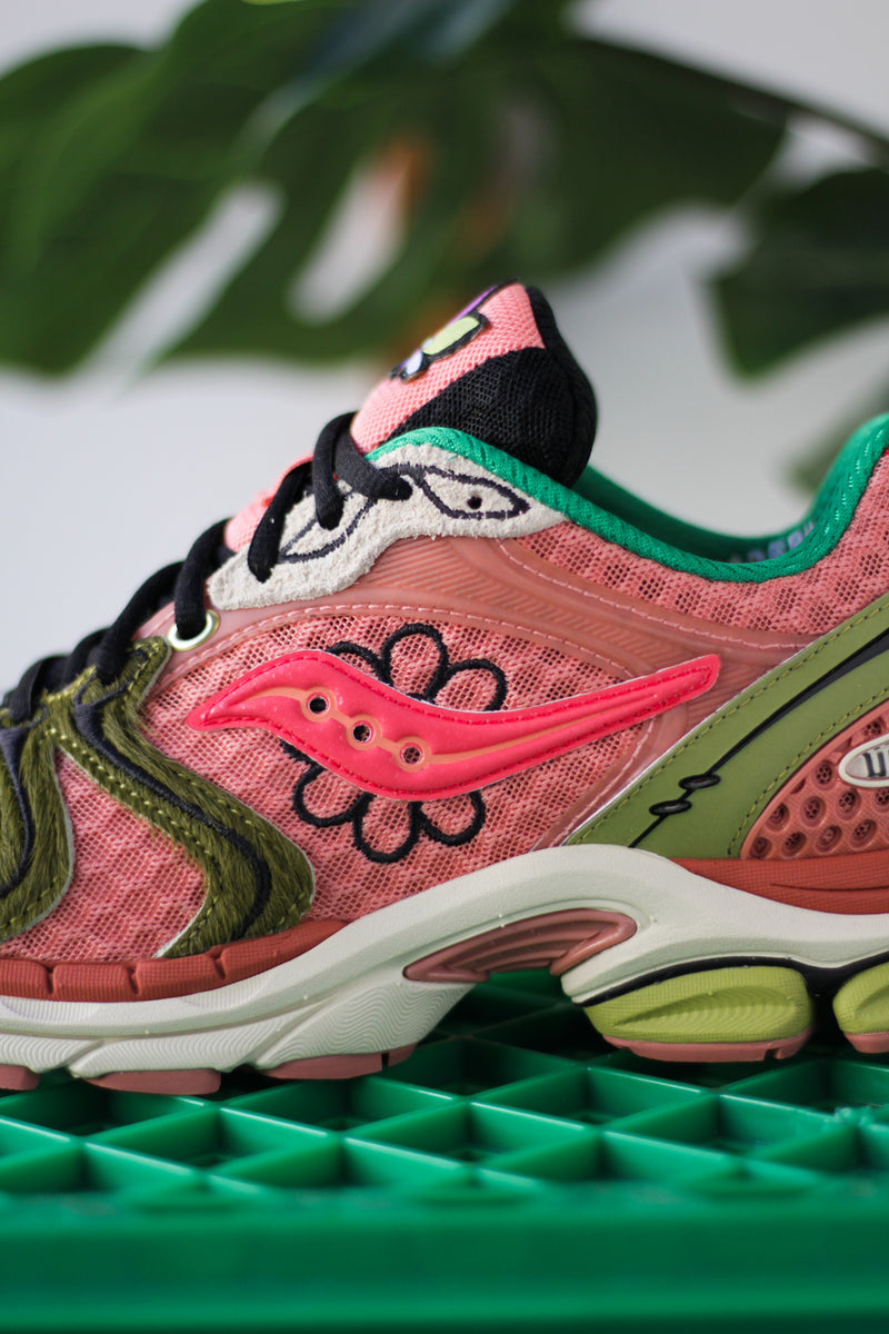 SAUCONY PROGRID TRIUMPH 4 "PEACH/LEAF"