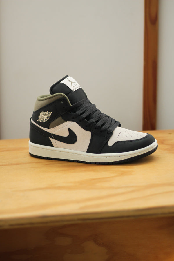 AIR JORDAN 1 MID SE "LT OREWOOD BRN/OFF NOIR-MEDIUM OLIVE"