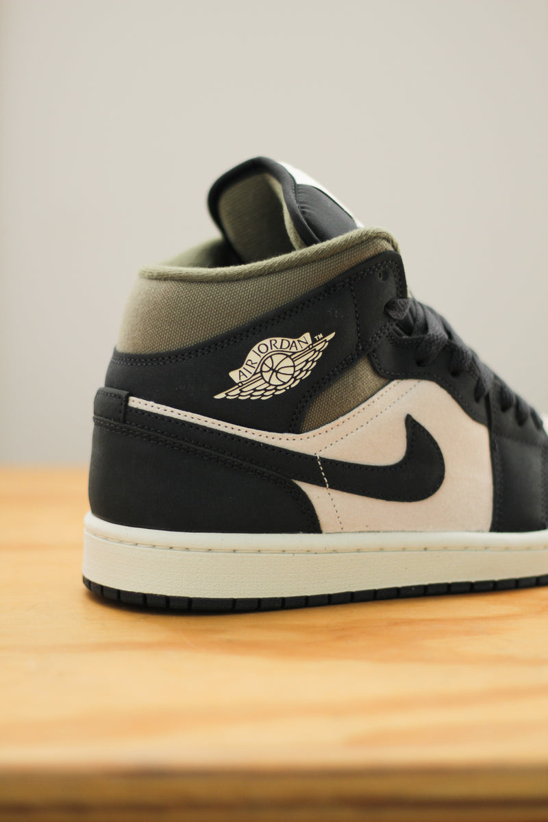 AIR JORDAN 1 MID SE "LT OREWOOD BRN/OFF NOIR-MEDIUM OLIVE"