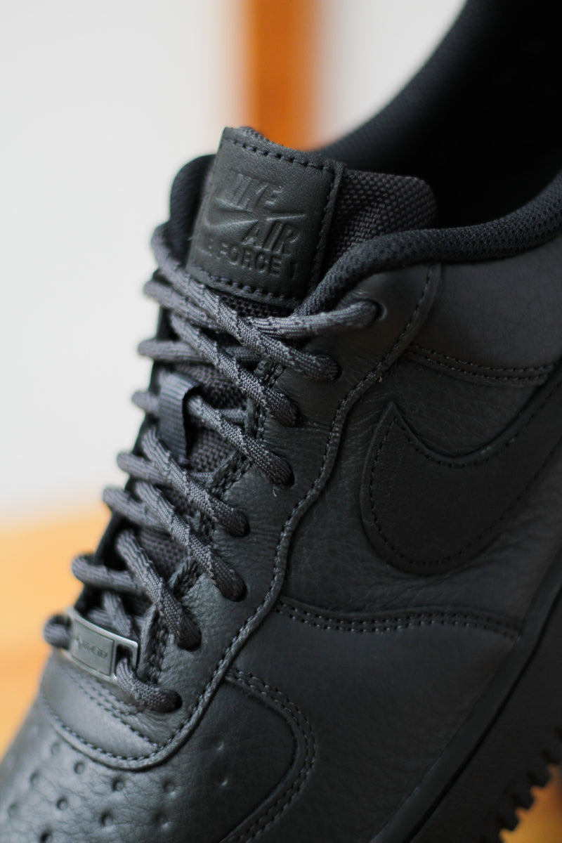 NIKE AIR FORCE 1 GTX VIBRAM "OFF NOIR/BLACK-SPEED YELLOW"