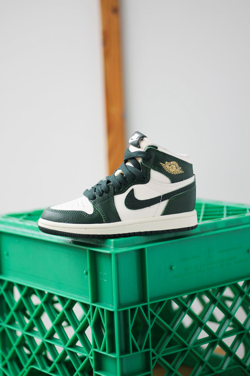 JORDAN 1 RETRO HIGH OG (PS) "PALE IVORY/PRO GREEN-FIR-COCONUT MILK"