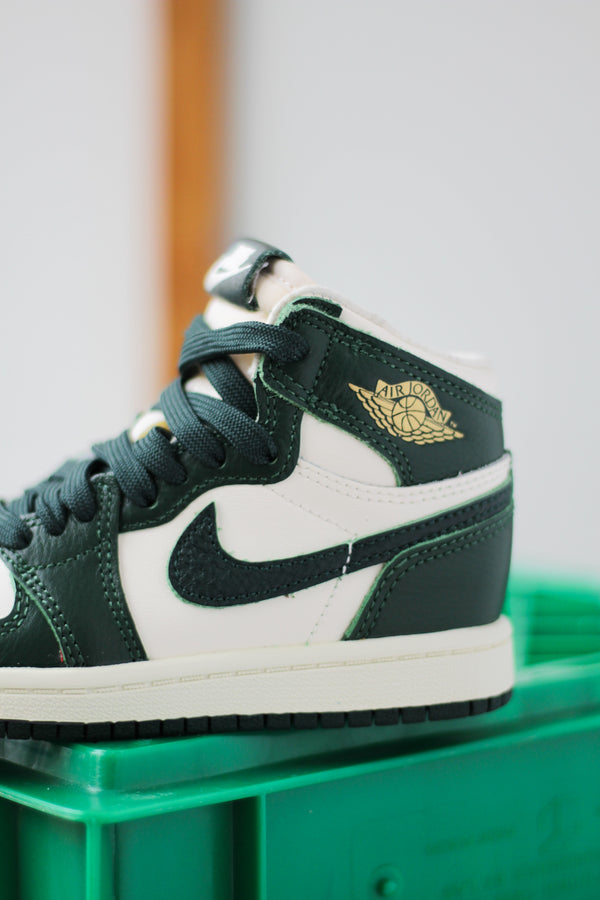 JORDAN 1 RETRO HIGH OG (PS) "PALE IVORY/PRO GREEN-FIR-COCONUT MILK"
